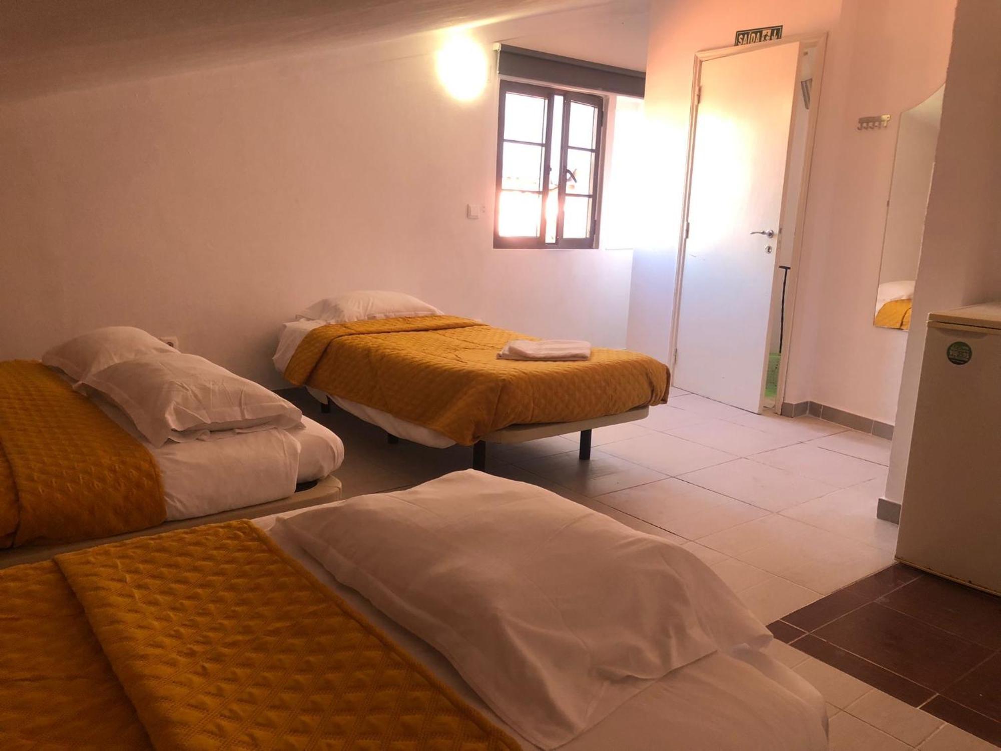 Nn Guest House Коимбра Екстериор снимка